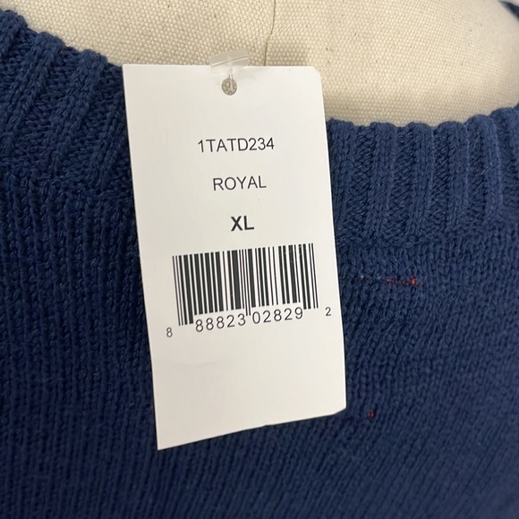 JEM holiday sweater - Picture 7 of 9